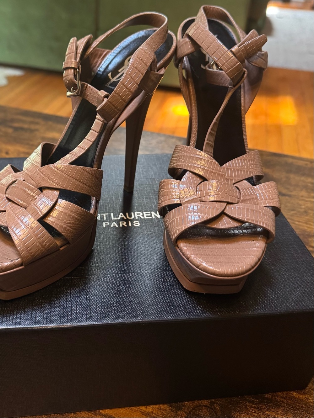 Saint Laurent Tan Croc-Embossed Leather T-Strap Sandals - Picture 4 of 16